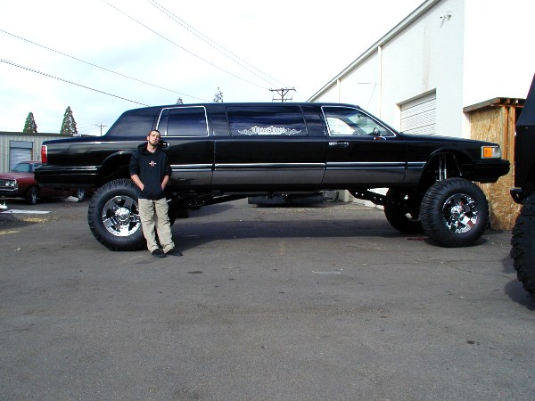 Aug 2006, The CRAZY Mofo's Lifted Limo.